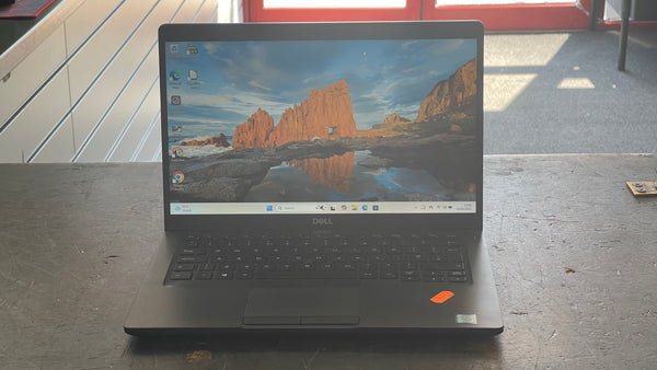 Dell Latitude 5400 8GB Core i5 14" Windows 11 Laptop with SSD ACL358